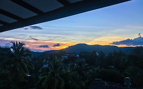 Saru Holiday Apartment - Upto 6 Guests